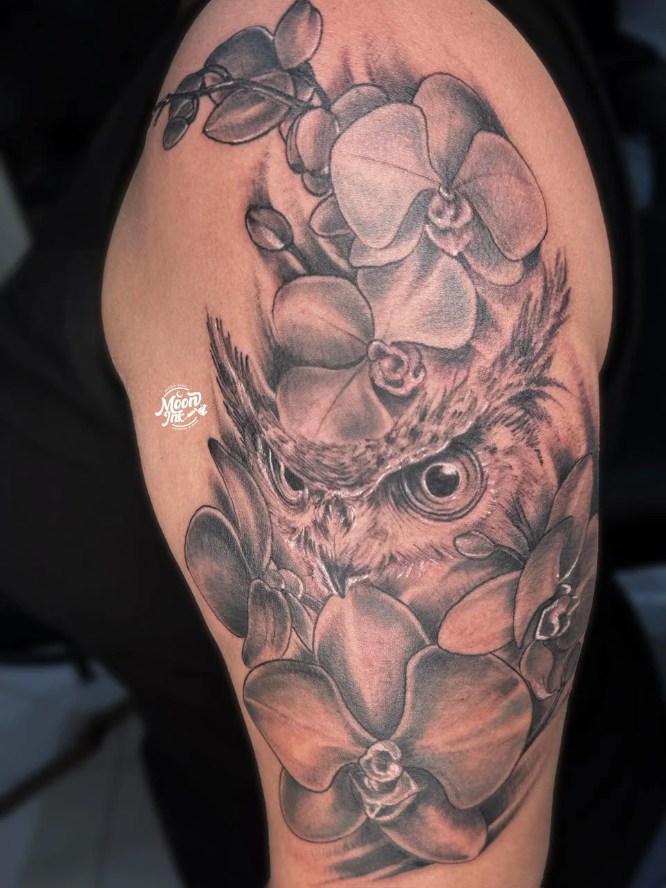 Tatuaje blanco y negro